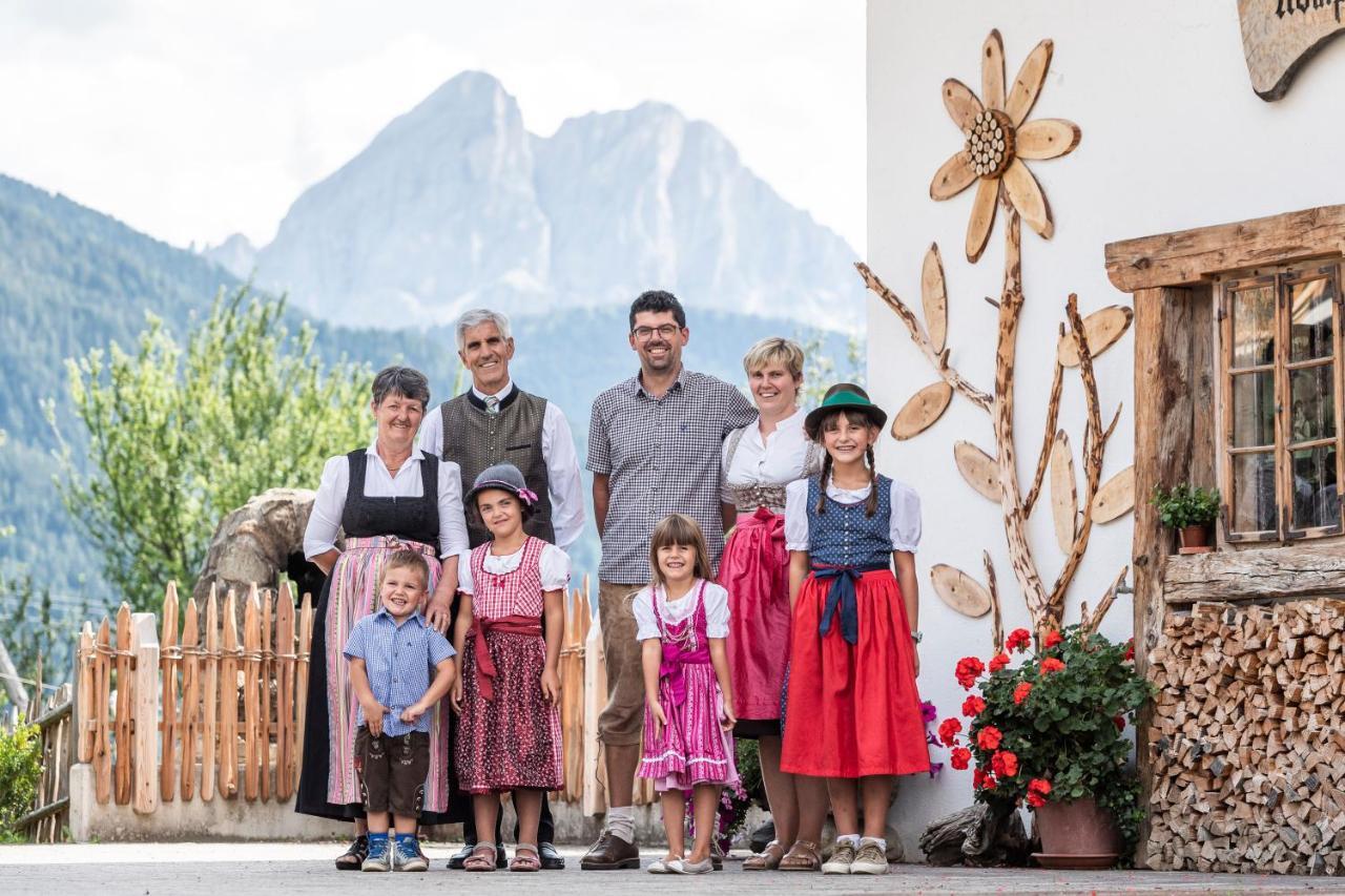 Hotel Kompatscherhof Luson Kültér fotó